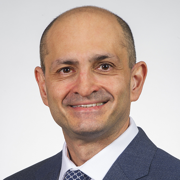 amirali-zandinejad-600x600.jpg