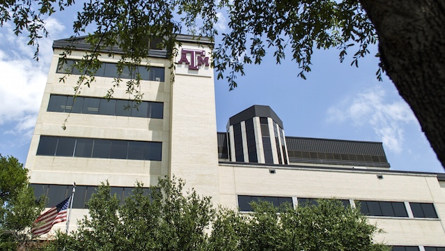 The College of Dentistry building in Dallas, Texas