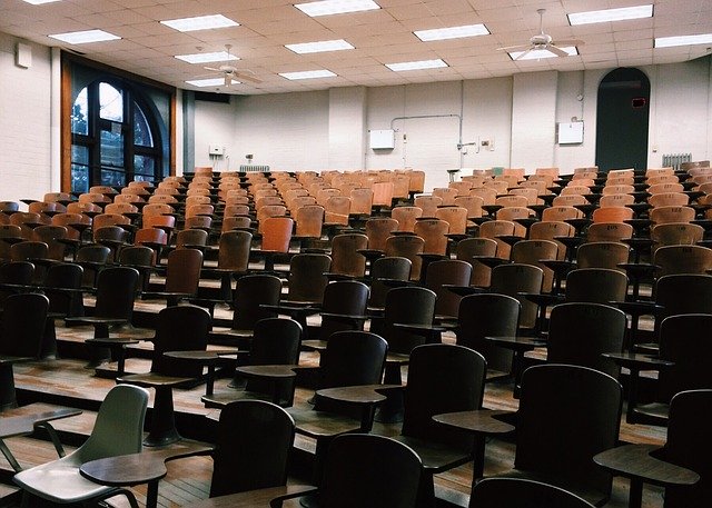 The Transition from a Large Lecture Hall to a Small Classroom teaser image